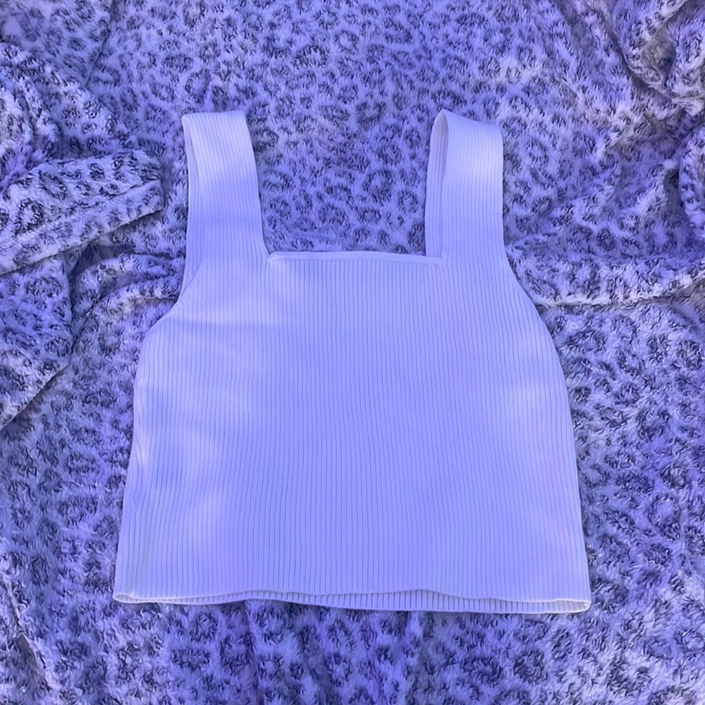 SHEIN SWEATER CROP TEE